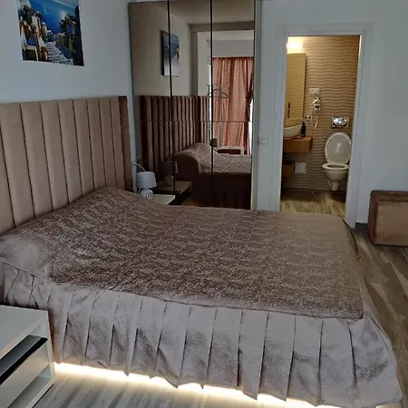 Apartment Euphoria