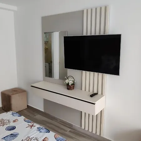 Apartment Euphoria *